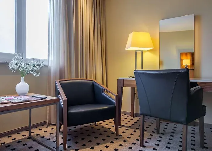 Radisson Blu Hotel, Airport
