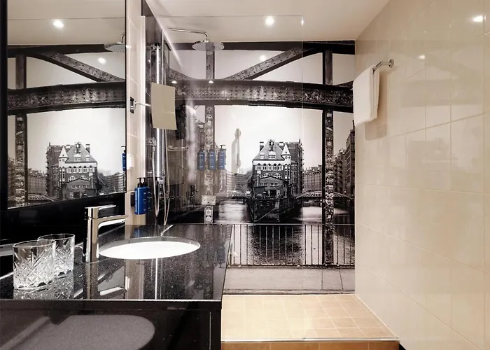 Radisson Blu Hotel, Airport Hotel 4*