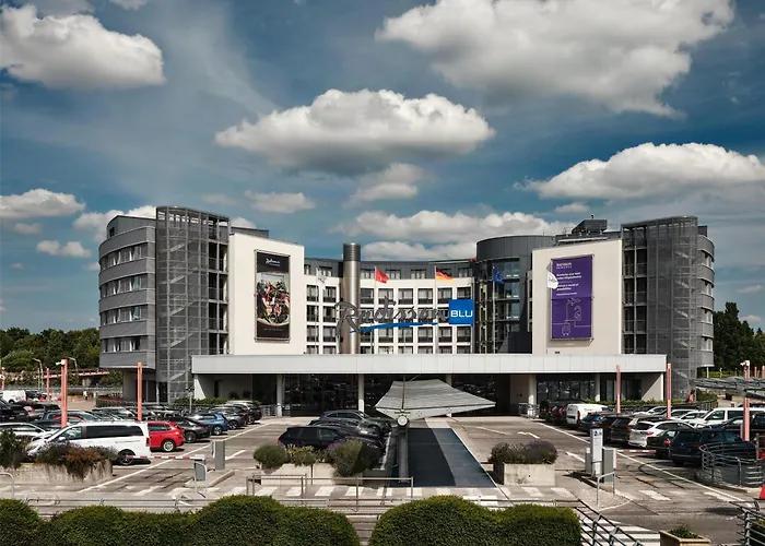 Hotel Radisson Blu Hotel, Airport